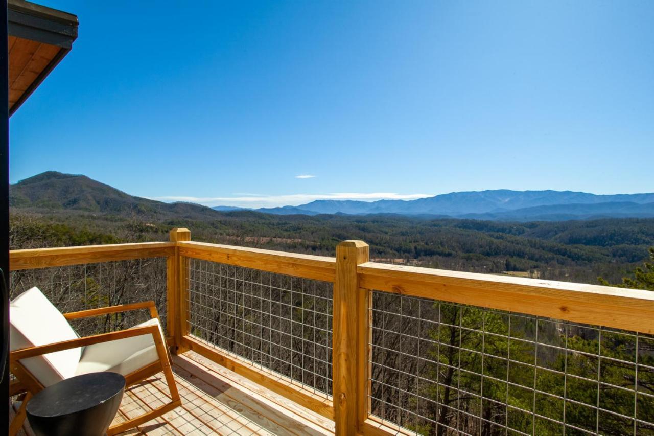 סביירוויל 3 Pines Lodges Luxury Mountain View Hot Tub מראה חיצוני תמונה